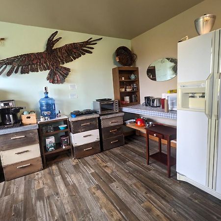 Willow Grove B&B Inn Horsefly ภายนอก รูปภาพ